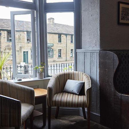 Castle Inn By Greene King Inns Bakewell Exterior foto